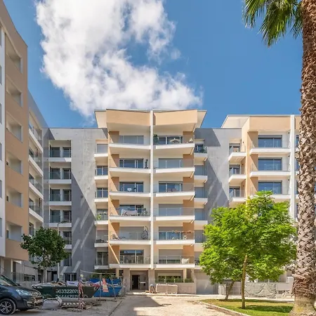 Guestready - Near The Beaches شقة *